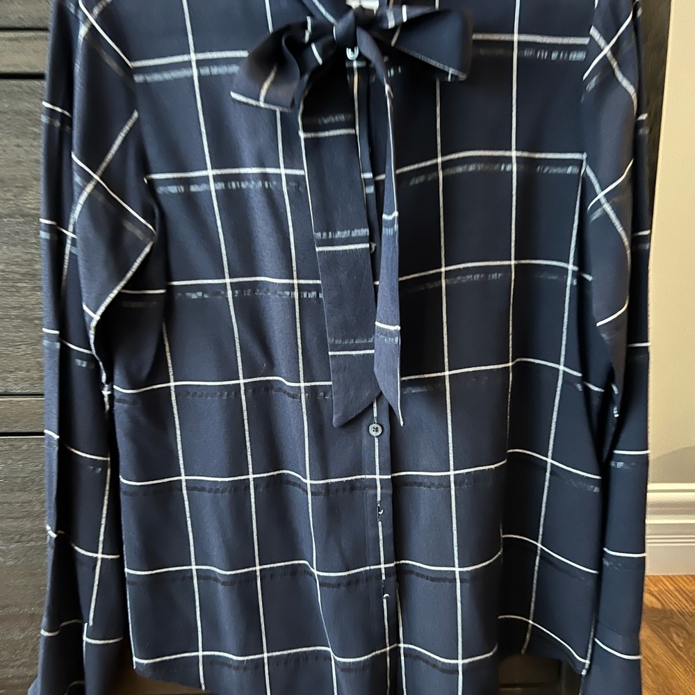Banana Republic Blue and White Blouse with Geometric Pattern
